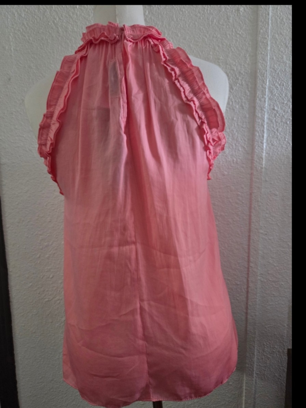 DO+BE Pink Ruffle Halter Blouse - Picture 2 of 4